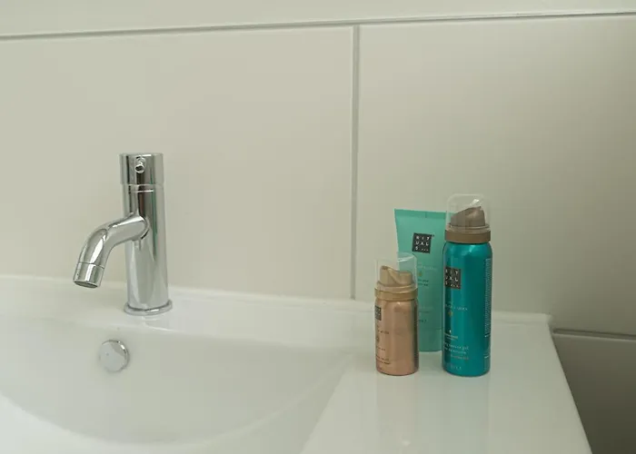 Casa de Férias Lakeview With Swimming And Fishing Pier Simonshaven