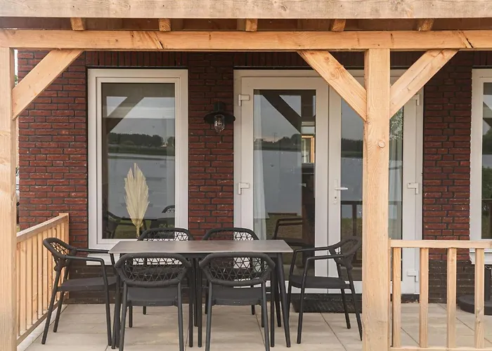 Lakeview With Swimming And Fishing Pier *