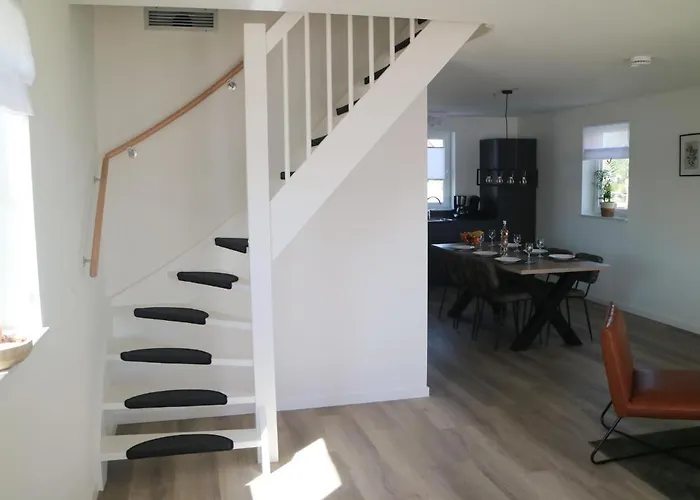 Lakeview With Swimming And Fishing Pier * Simonshaven