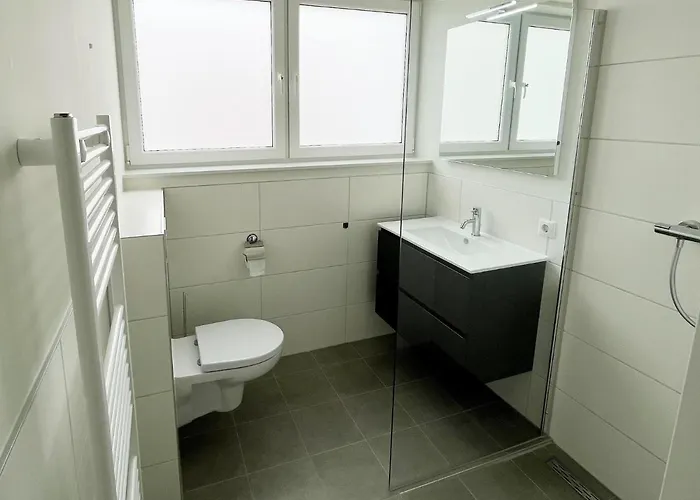 Casa de Férias Lakeview With Swimming And Fishing Pier Simonshaven